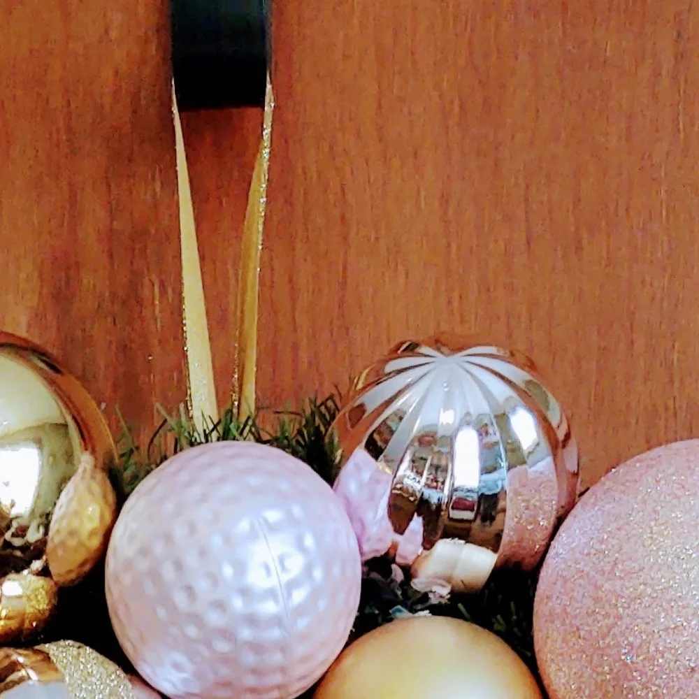 HAND CRAFTED CHRISTMAS ORNAMENT WREATH 20